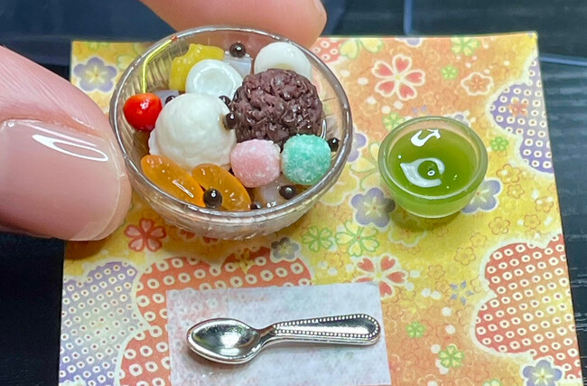 本物そっくり、 手のひらサイズ！ 心ときめく「ミニチュアあんみつ作り」開催！