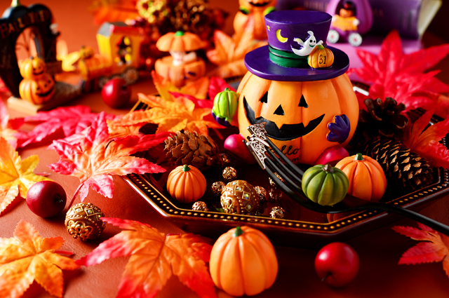 ハロウィンメイクは「家から」、メイク直し・メイクオフは「外で」が新定番!？「そのまま帰る派」、「メイクは直す・オフする派」の割合はほぼ半々に