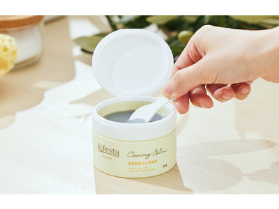 メイクと素早くなじみ、なめらかに洗えてする落ち肌の潤いも守れるクレンジングバームが登場「ビフェスタクレンジングバーム」が8月29日(月)より新発売！