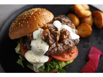 コートヤード・バイ・マリオット 新大阪ステーション 冬限定ハンバーガーは“発酵”をテーマに味噌とチーズのあつい共演！ 「FERMENTED FUSION BURGER」を発売