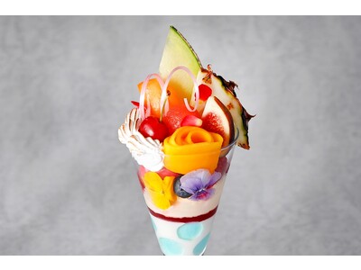 資生堂パーラー サロン・ド・カフェ ラゾーナ川崎店　オープン5周年記念花束の装いに感謝を込めた「ブーケパフェ」＆「5周年記念プレート」