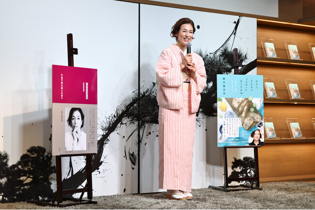 鈴木保奈美 新刊2冊刊行イベントを開催 60歳を迎えた日に、ファンとの交流も