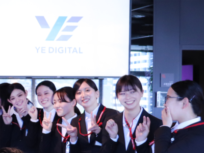 IT企業なのに、新入社員の約８割が女性！YEデジタルの入社式が４月１日に行われました。