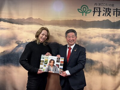 �O�g�s�ό��A���o�T�_�[�E�V�؍G�T���J�����_�[�u�b�N�������L�O���A�O�g�s����\�h�K��I ���ǂ���́u���m���v�~�j�R����