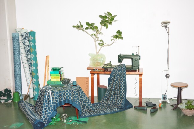 プレスリリース「JUKIの職業用ミシンにミナ ペルホネンの世界を纏った限定モデル　「SL-3700 mina perhonen」が登場」のイメージ画像