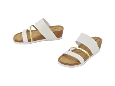 しまむら、PB「CLOSSHI」 のFIBER DRYシリーズから、吸水性とクッション性に優れた「さらっとドライ クッションサンダル」 発売