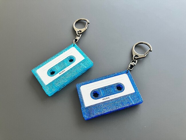 NFC�`�b�v�����L�[�z���_�[�uMUSIC TOUCH�v�A�O���b�^�[�J���[2�픭���I