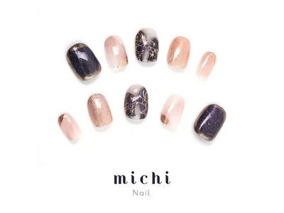 ミチネイルから、指先で遊ぶ大人可愛さ。個性派アートが映えるネイルチップ新作コレクションを紹介します♪