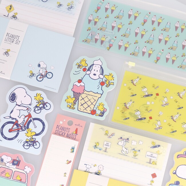 スヌーピーと夏旅気分! 爽やかカラーのPeanuts(TM)新作文房具&雑貨が日本ホールマークから登場