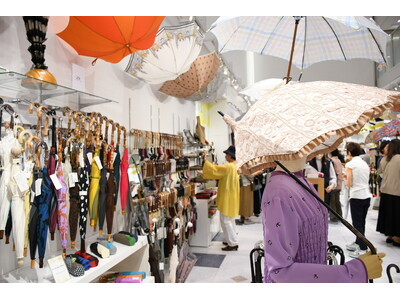 松屋銀座に約3,000本の傘が一堂に集結　初夏の名物催事「GINZAの百傘会」を開催