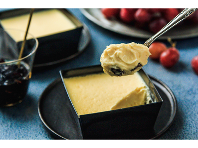 toroa、ラムレーズンが芳醇に香る大人のミニとろ生チーズケーキ発売。濃厚北海道チーズにジューシーなラムレーズンを合わせた大人の味わい