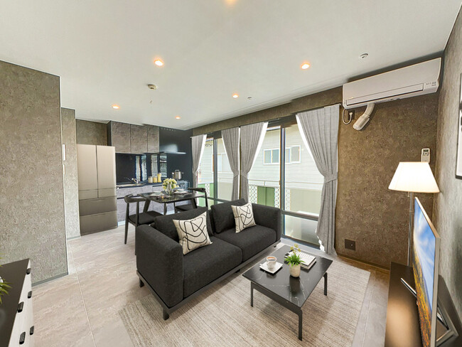 2025年、新しい“グレー”が住まいを変える。リノッタが提案する新コンセプトリノベーション「PRESTIGE TILE LIFE」