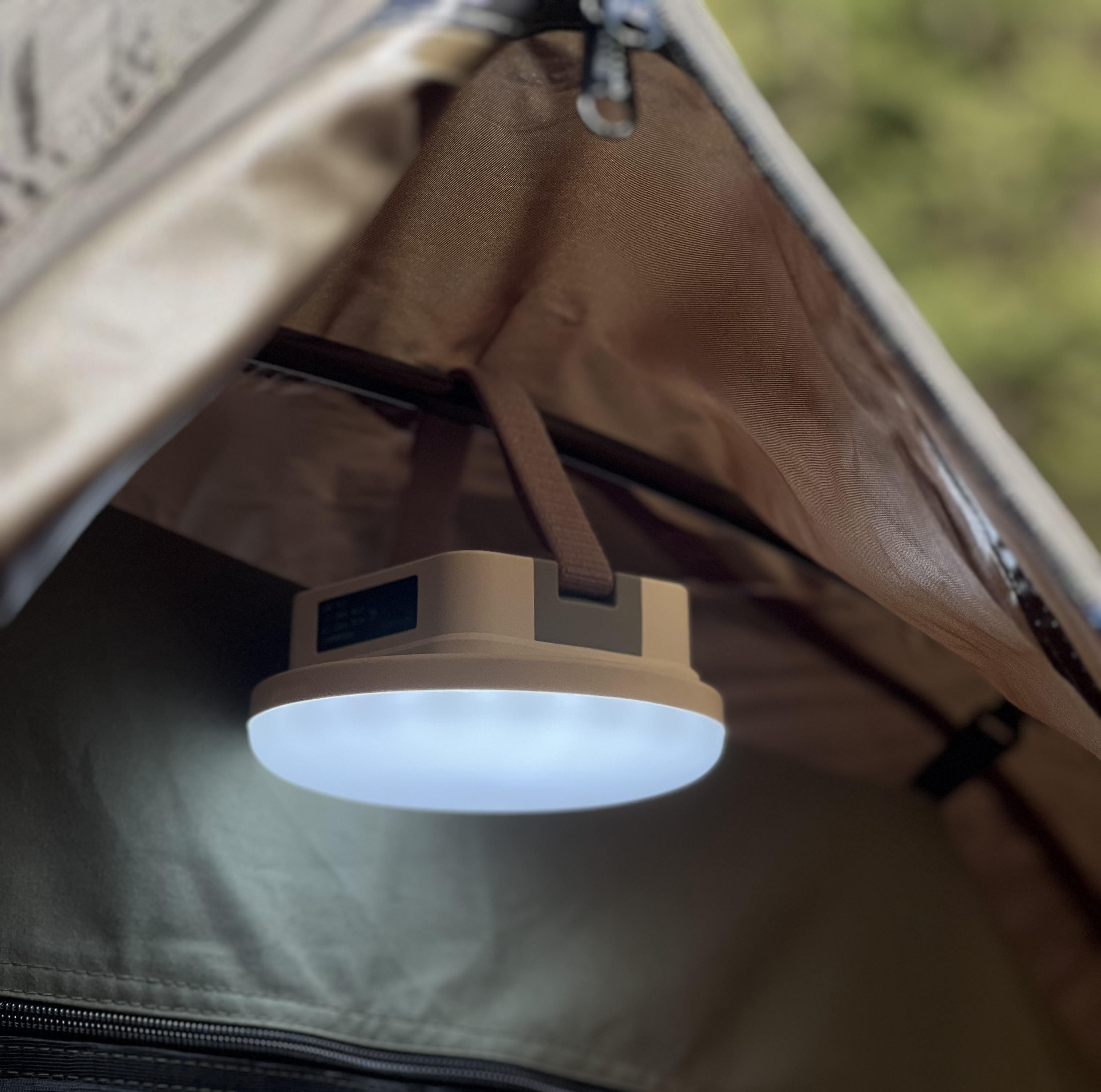 【楽天ランキング3冠達成！】春キャンプの夜を1600lmの爆光で彩る。楽天3冠…