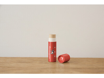 「カウブランド 赤箱×よーじや あぶらとり紙BATON」コラボレーション商品を販売