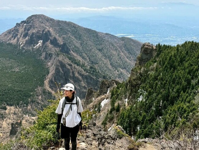 ～大パノラマと絶景を楽しむ登山と、浅間山を望む癒やしの非日常体験を～あさま空山望、 “長野県認定の女性登山ガイド”と行く、「浅間高原・八ヶ岳 トレッキングステイ」プランを6月3日（火）より提供開始