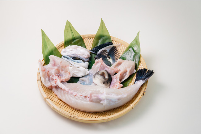 チーム・シェフコンクールで審査員特別賞（最優秀賞）に輝いた熊本天草の元祖「養殖とらふぐ」