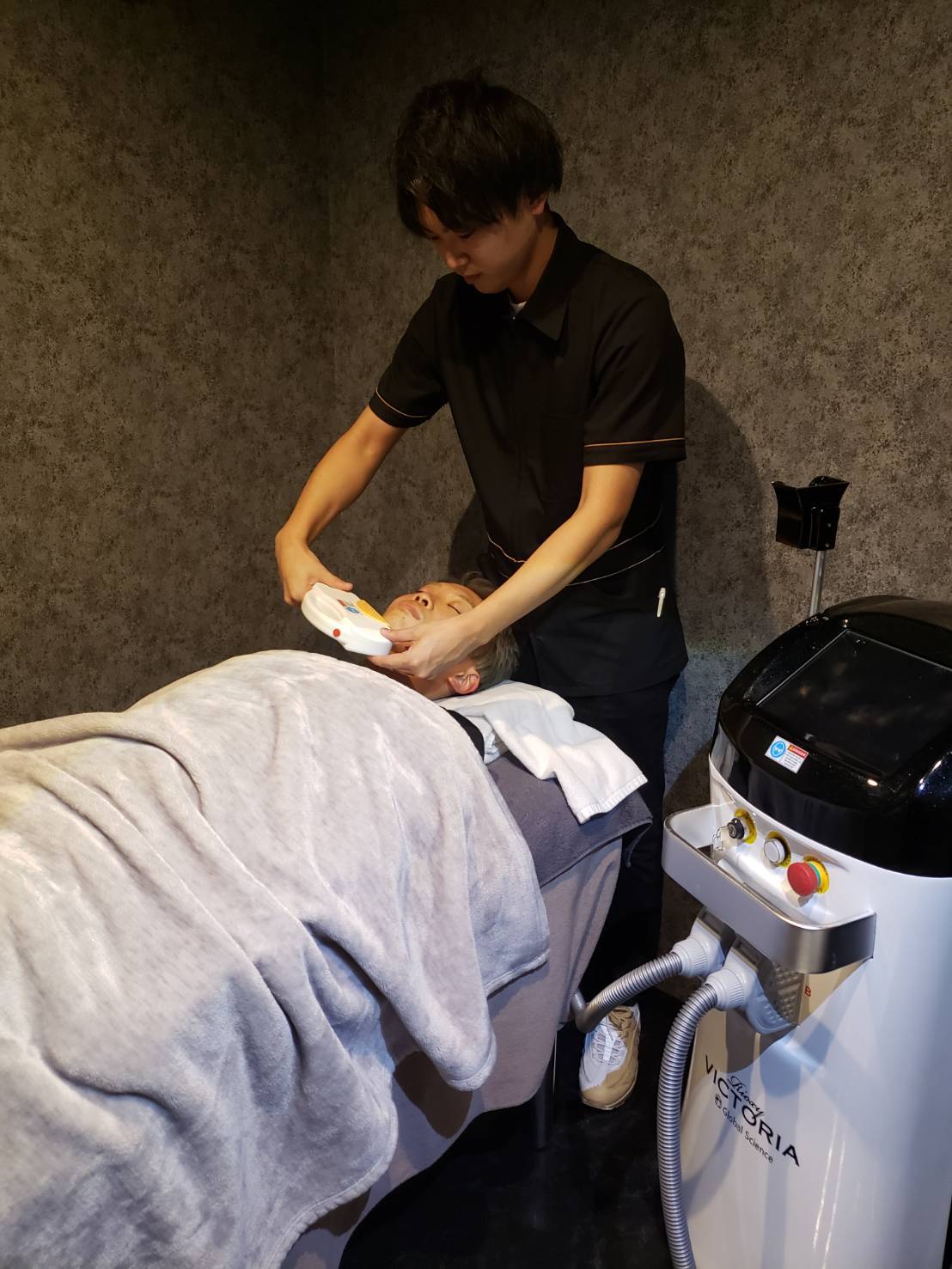 ＜1000円メンズ脱毛＋＞『#メンズ脱毛gram 長野市店』が蟹座の方限定！『イケメンは作れる♫フォトフェイシャルプレゼント』企画を実施