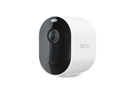 Arlo、数々の賞を受賞したProシリーズの新製品、Pro 4スポットライトカメラを発表