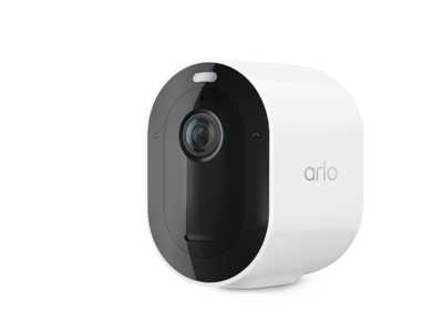 Arlo、数々の賞を受賞したProシリーズの新製品、Pro 4スポットライト