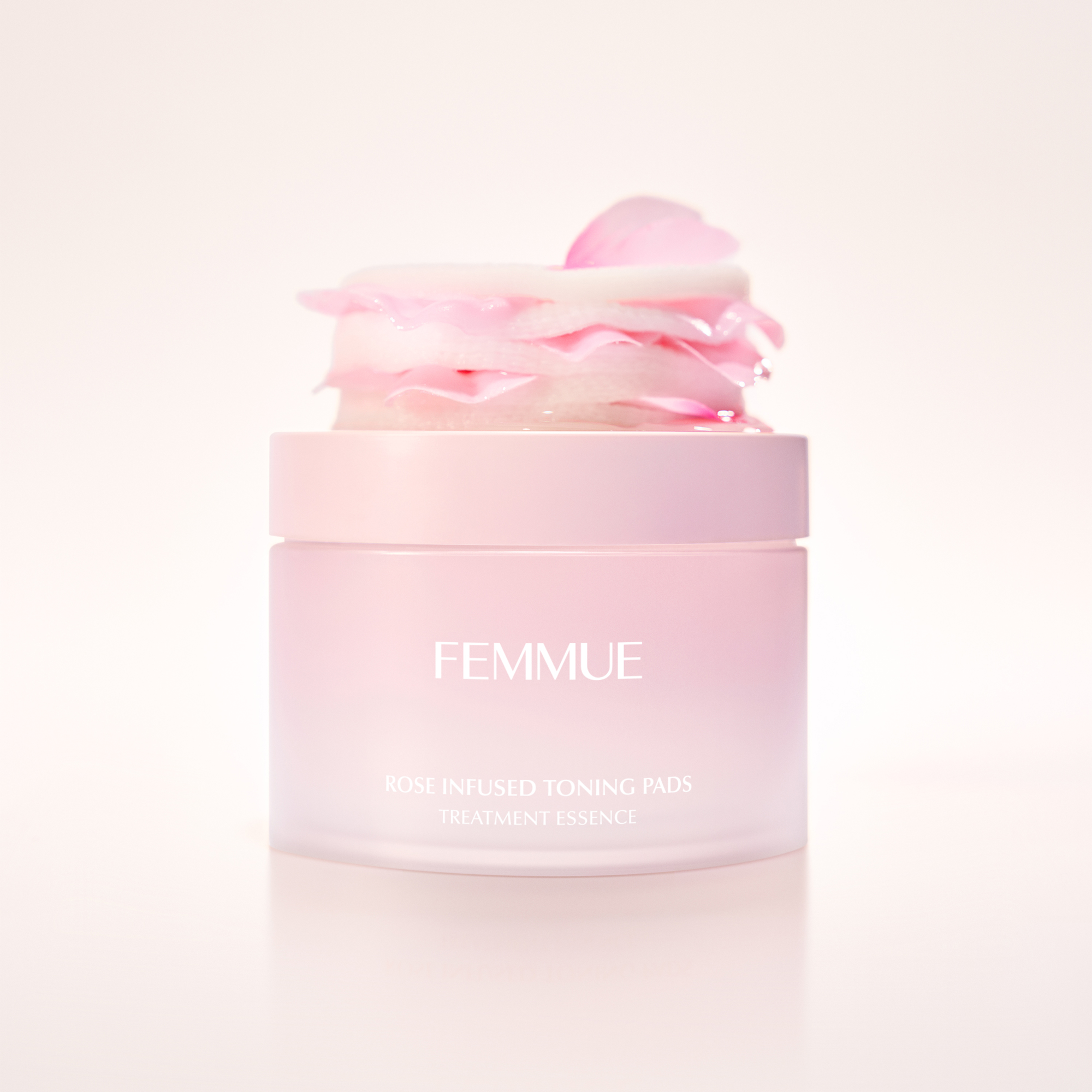 【FEMMUE】保湿 整肌 角質ケアをクイックに叶える 「ローズインフューズド トーニングパッド」がリニューアル新発売