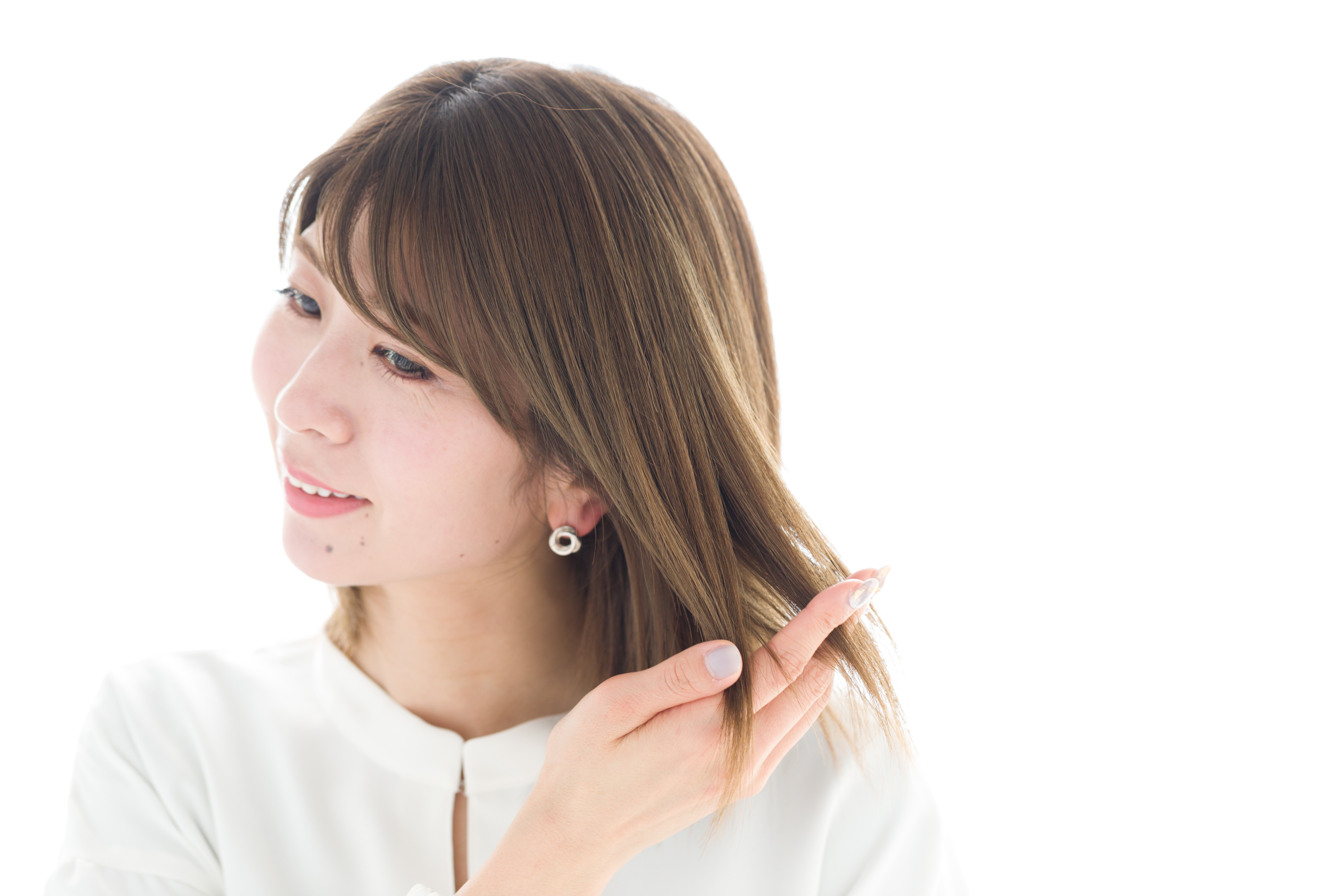 雨の日も、まとまるサラ髪「サルバヘアーストレートミスト」が発売より半年で販売本数10,000本達成を記念して「ありがとう還元企画」を全国のショップで数量限定販売