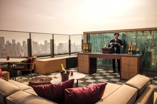 フォーシーズンズホテル東京大手町の最上階フレンチレストラン「est」でクリュッグと秋の味覚を愉しむテラス＆ディナープラン