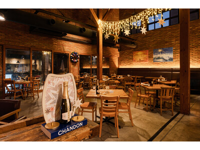 ホリデーシーズンを煌びやかに彩る「シャンドン ウィンター プロモーション」星降る夜を思わせる限定特別装飾が「AWkitchen GARDEN 鎌倉」に登場！