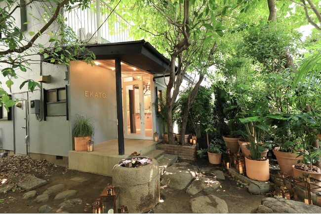 【8月10日(日)まで】 EKATOの期間限定コンセプトストア “EKATO BEAUTY GARDEN” が原宿・神宮前に本日オープン