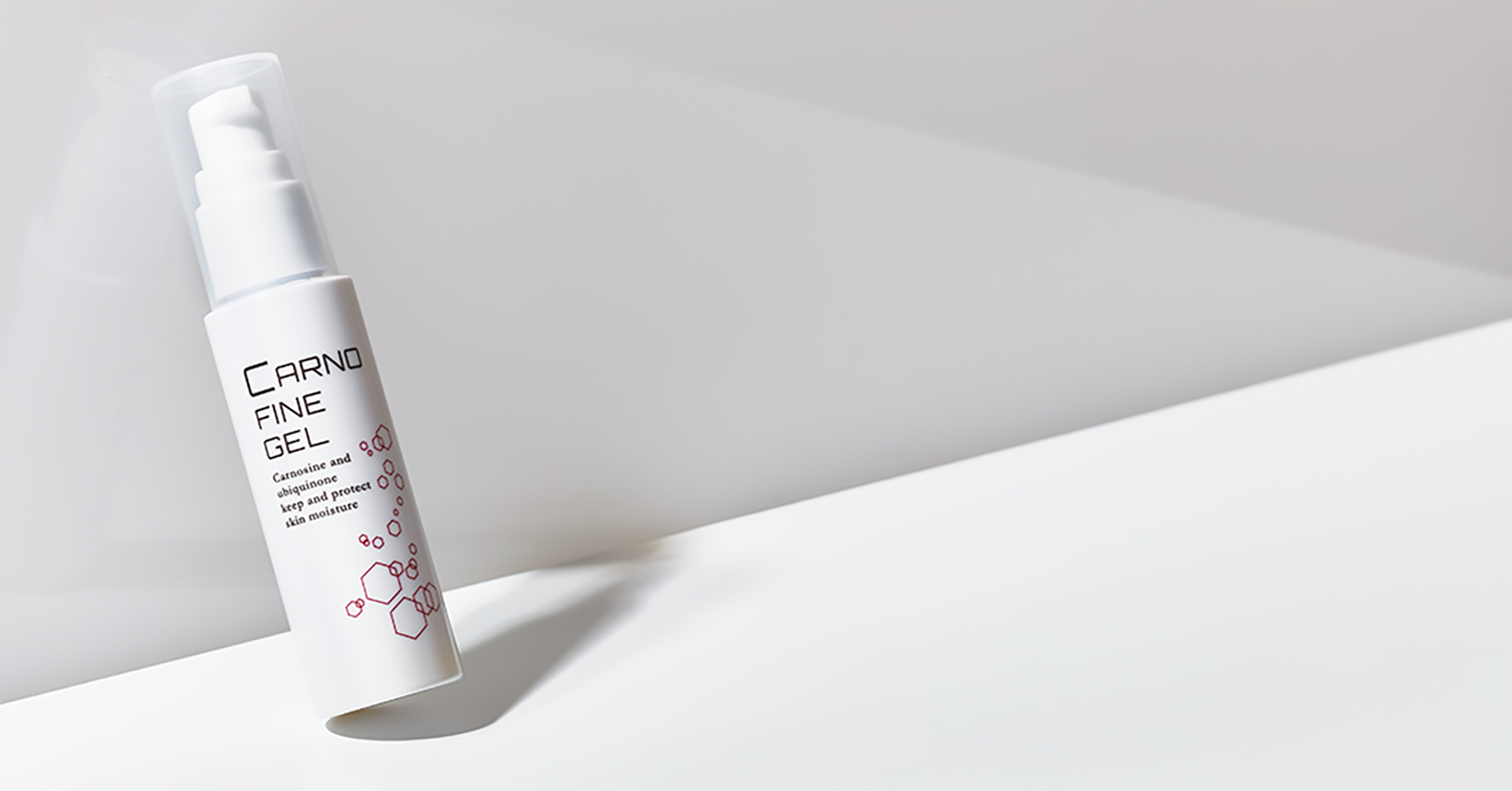 7月発売！アウトドアを愛する方へ、秒で使えるオールインワンジェル「CARNO FINE GEL」