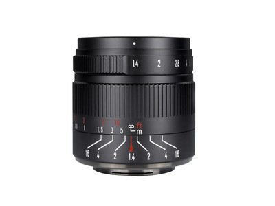 【新発売】ポートレート写真に最適～大口径レンズ：七工匠55mm F1.4II 