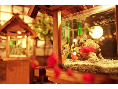 お正月限定の特別展示 「初金魚」が奈良金魚ミュージアムにて開催！日本庭園の灯篭をモチーフにした水槽から ...