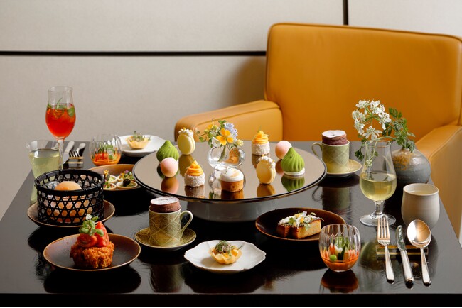 【パーク ハイアット 京都】 「ザ リビングルーム」旬の食材で贅を尽くした涼やかなビジュアルの夏限定アフタヌーンティー＆デザート　 ～7月1日（火）より提供開始～