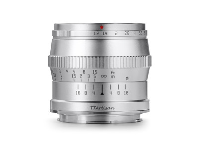 銘匠光学、Ｌマウント用の大口径中望遠レンズ「TTArtisan 50mm f/1.2 C シルバー」発売