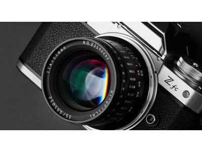 APS-C用の大口径標準レンズ「TTArtisan 35mm F0.95 C」発売