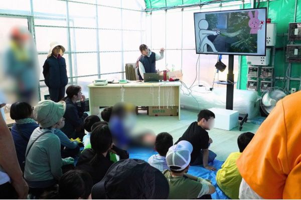 【welzo研究農場 × 児童発達支援センター野の花】地域とつながり、子どもたちの成長を支える収穫体験を実施