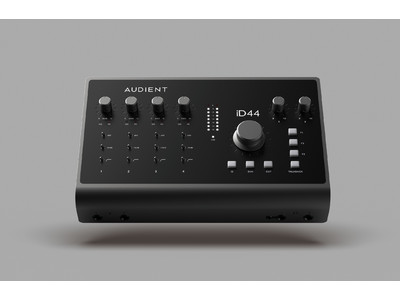 次世代に進化を遂げた20in/24out「iD44mkII」が登場