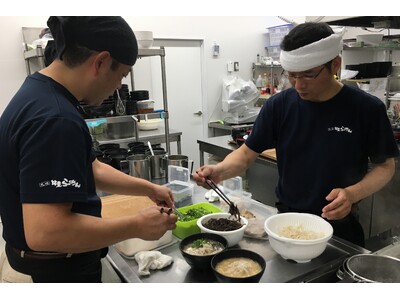 15年ぶり復活！社長自ら「ラーメン」を調理し新入社員へ振る舞う。「九州筑豊ラーメン山小屋 創業店」で『ラ...