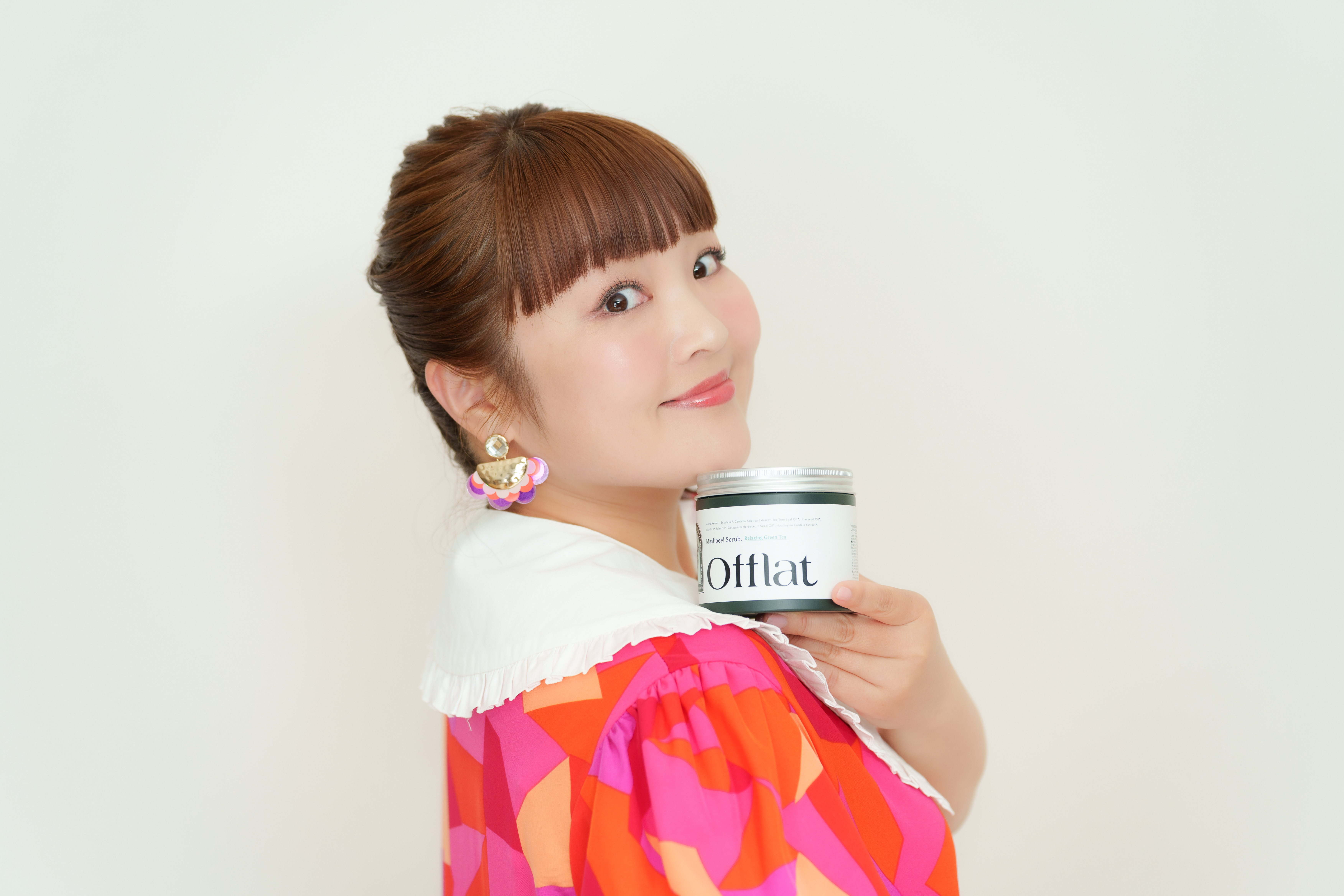 タレント・柳原可奈子さんがセルフケアブランドOfflat初のアンバサダーに就任！”頑張る私をほどく”等身大のセルフケアを提案
