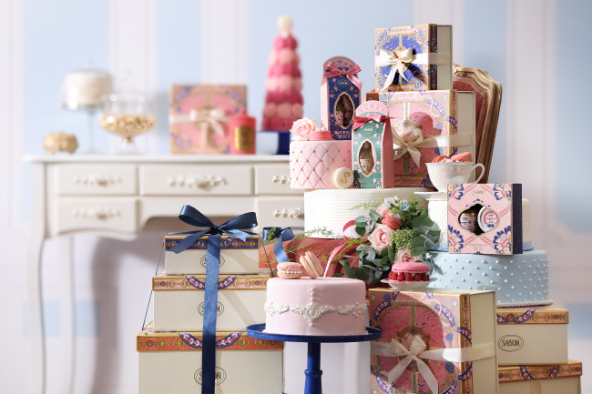 驚きと喜びが溢れ出す特別な7日間を。毎日プレゼントが登場するデジタルアドベントカレンダー