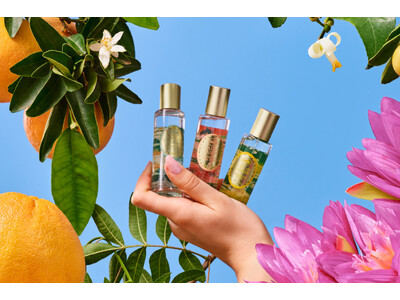 自然の美しさに身を委ねるサマーバカンス。夏季限定のフレグランスコレクションが登場