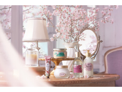 青空に透ける桜色の香り。若葉の息吹と春風を感じる、喜びに満ちた限定コレクションが登場