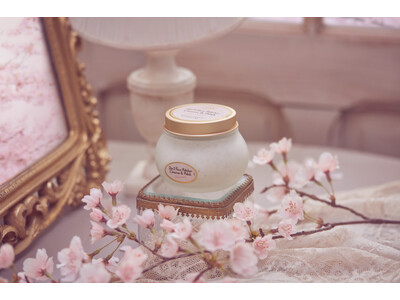 洗顔と角質ケアを同時に叶えるフェイスポリッシャーに、フローラルブーケの香りが限定で登場