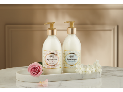 ヘアケアコレクション リニューアル1周年を記念したスペシャルキットを発売！オリジナルコームのプレゼントも