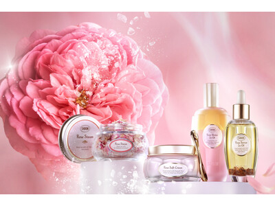 俳優桜田通さんをゲストに迎え、スペシャルライブを配信。注目の『ローズ フェイスケアライン』先行発売のほか、特別な購入特典も