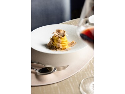 【アルマーニ / リストランテ】銀座の街がきらめくホリデーシーズンにアルマーニ / リストランテが贈る 12月19日から25日までの期間限定特別メニュー