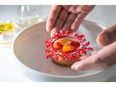 世界を征したパティシエのクリスマス限定デザートを三重の複合温泉リゾートで愉しむ。