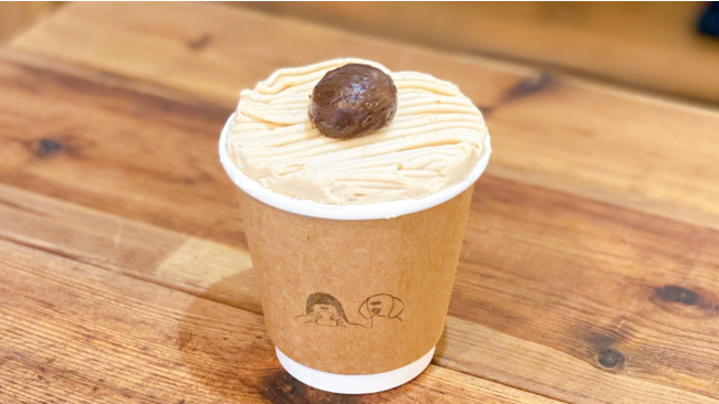【栗感たっぷり】濃厚マロンペースト × ふわふわスポンジ × サクサクのメレンゲ…一口食べれば即幸せになれるモンブランが復活!大好評のパフェ氷にもモンブラン味が新登場。