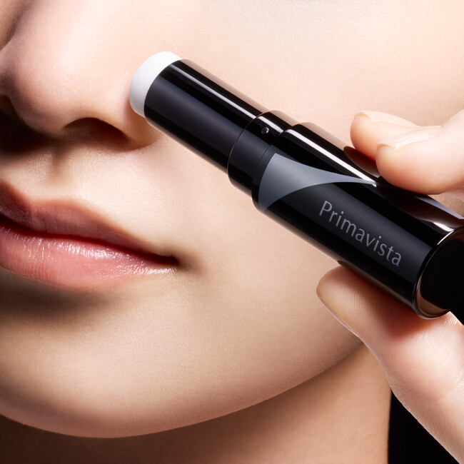 Primavista BLACK 大人気のテカリ消しスティック「ピンポイントセバムオフ スティック」 待望の増産決定！