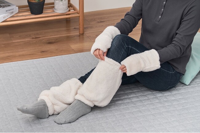 【最旬！温活アイテム】レンジでチンして秒で速暖！繰り返し使えるジェルカイロ入り「アームウォーマー」＆「レッグウォーマー」がLife on Productsから新発売