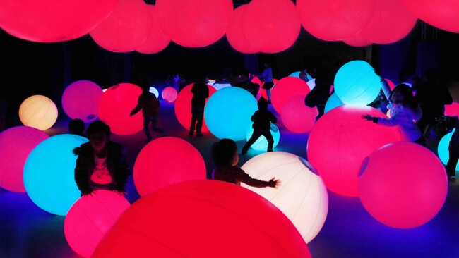 プレスリリース「チームラボ、北海道立帯広美術館にて『チームラボ 学ぶ！未来の遊園地』を開催。会期は7月11日(土)から9月6日(日)まで」のイメージ画像